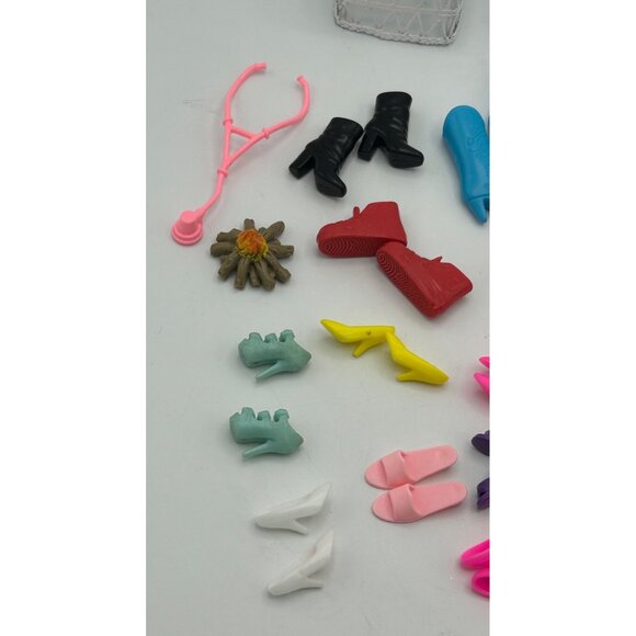 Barbie Doll Lot Boots Shoes Tennis Racket Stethoscope Chairs Camp Fire Beushes - Picture 5 of 8